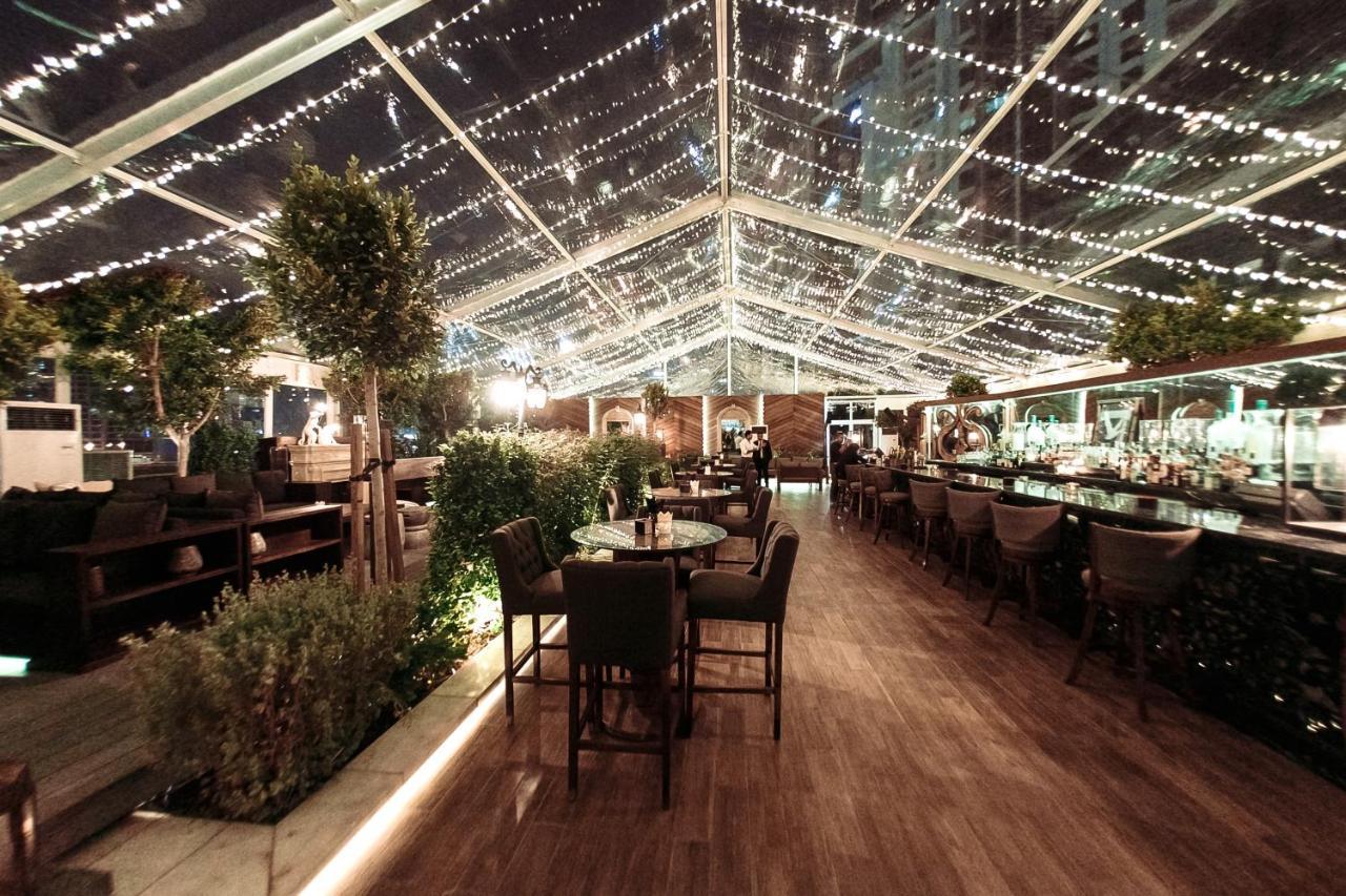 فندق تاج دبي المظهر الخارجي الصورة The interior of the restaurant